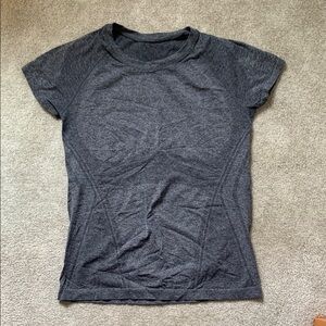 Athleta Momentum Top Women’s Large